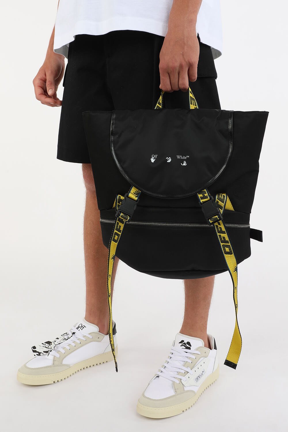 תמונת כל הלוק של Industrial Logo Nylon Backpack in Black